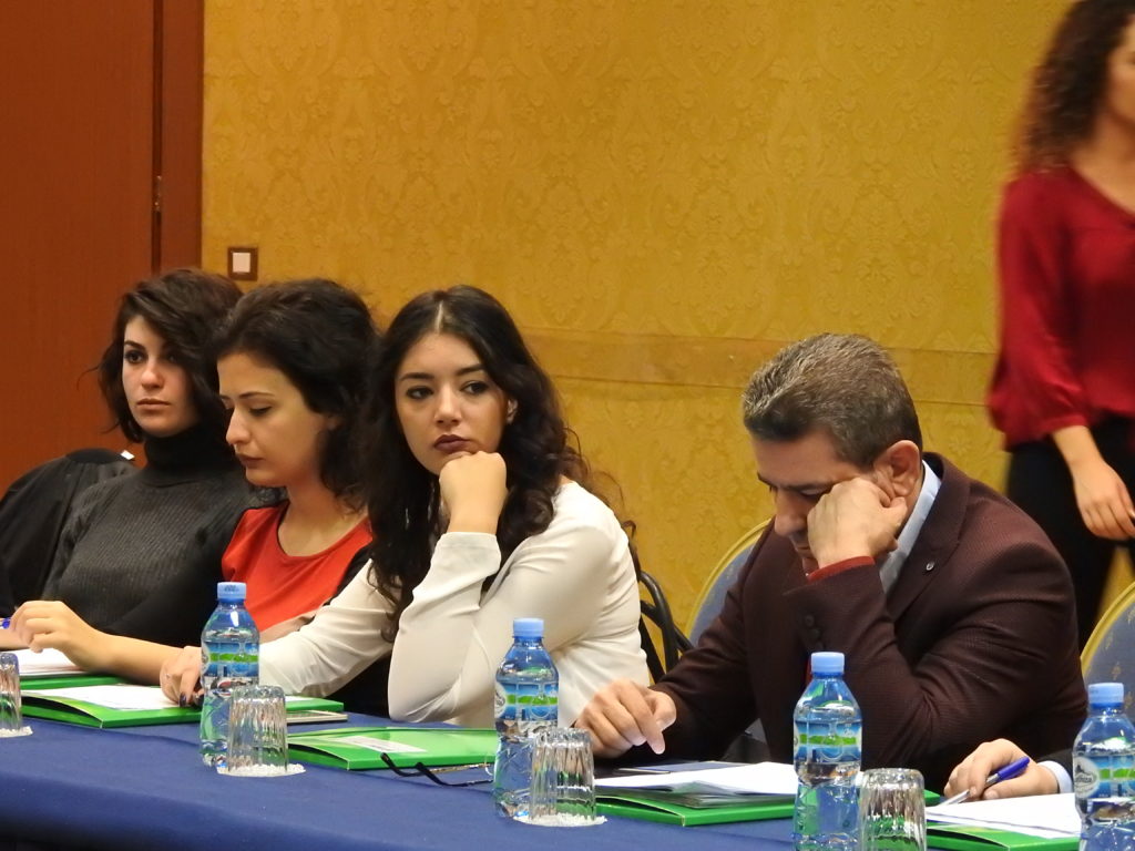 MEDIA DHE GAZETARET REFERENDUMI
